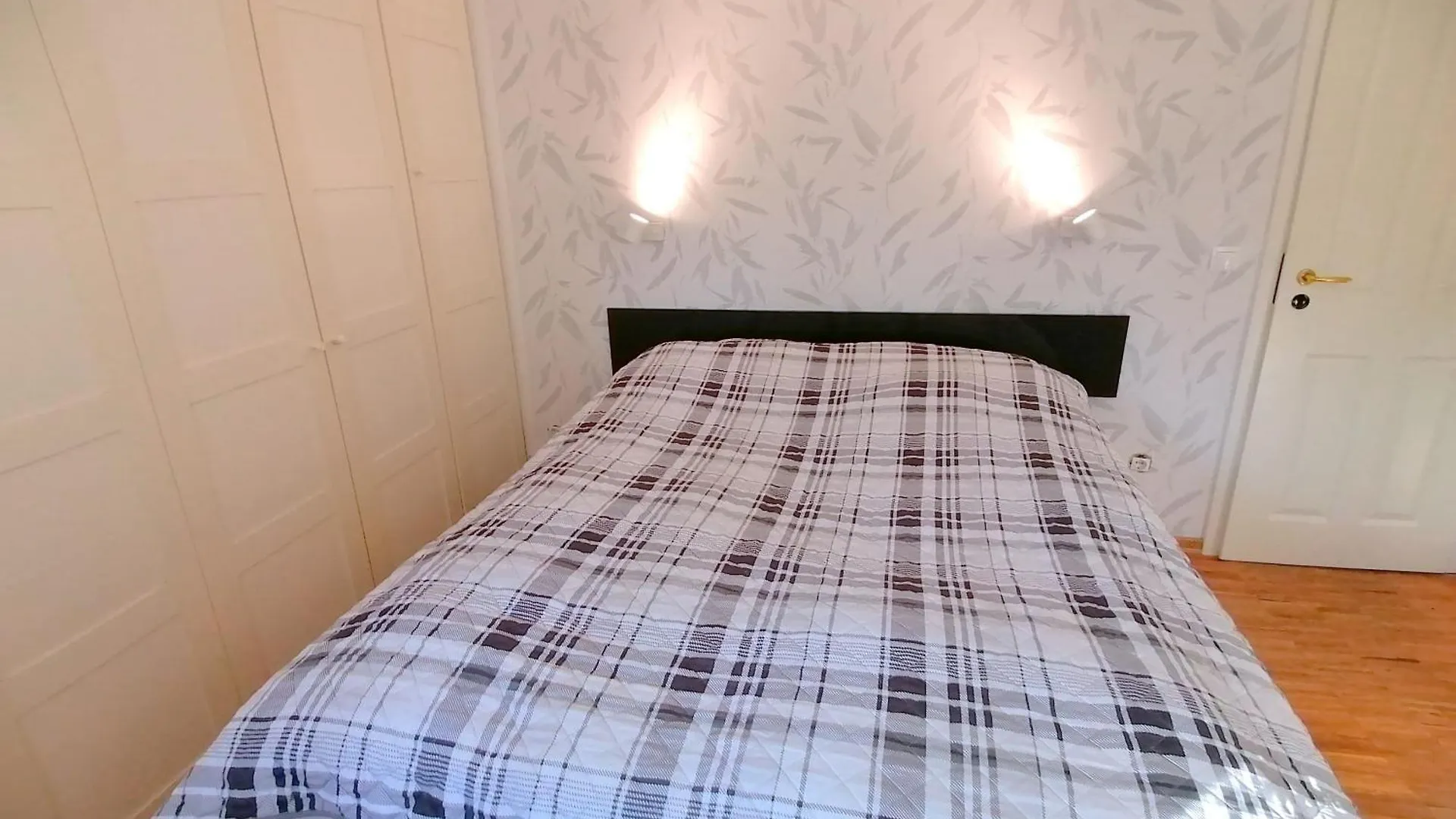 Lovely Central Flat With Grand Piano, Family Friendly Berlino Appartamento